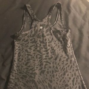 Black/Grey Cheetah/Leopard Lululemon Tank Size 6